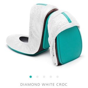 Diamond White Croc Tieks